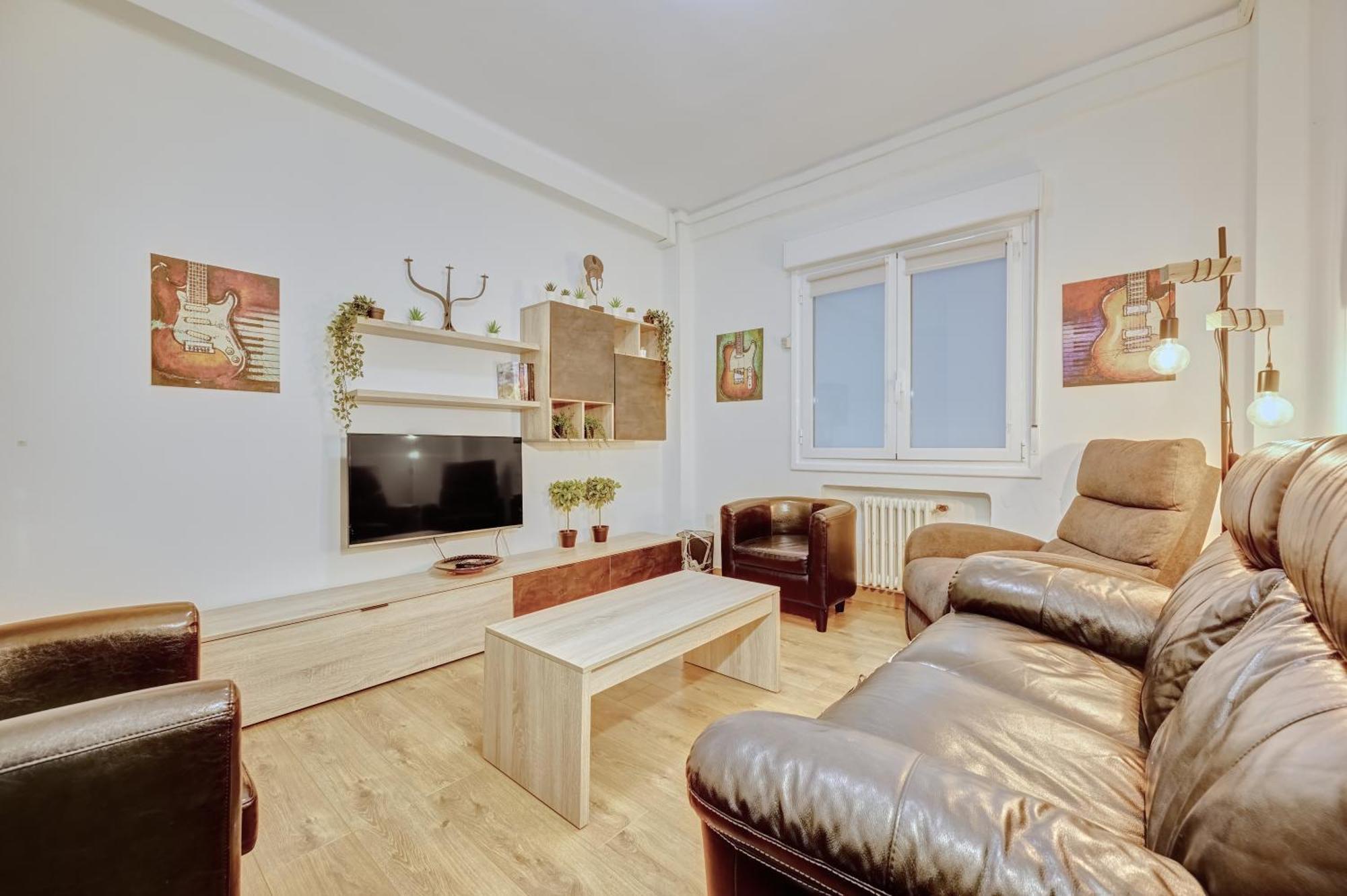 Monasterio By Clabao Appartement Pamplona Buitenkant foto