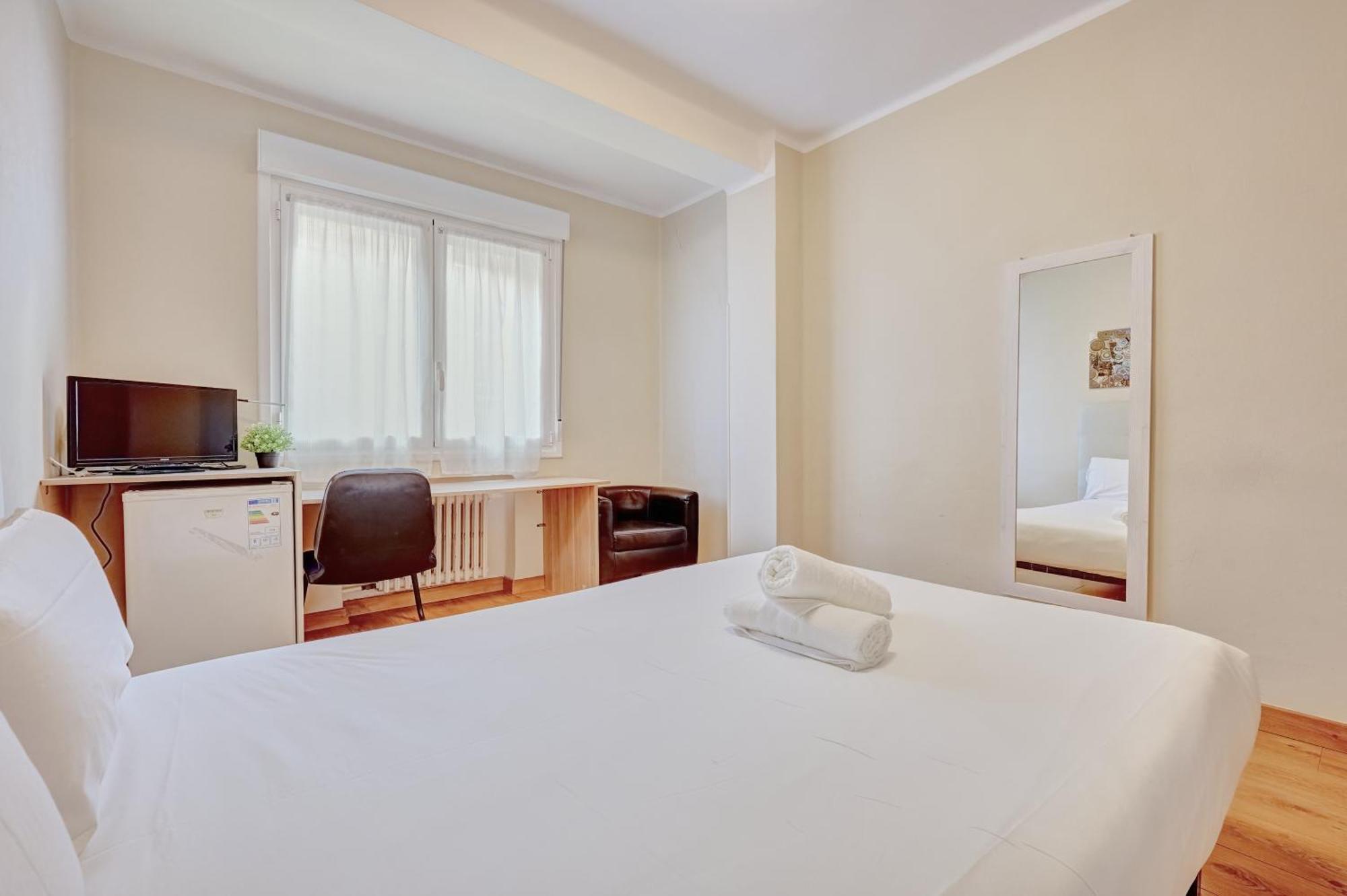 Monasterio By Clabao Appartement Pamplona Buitenkant foto