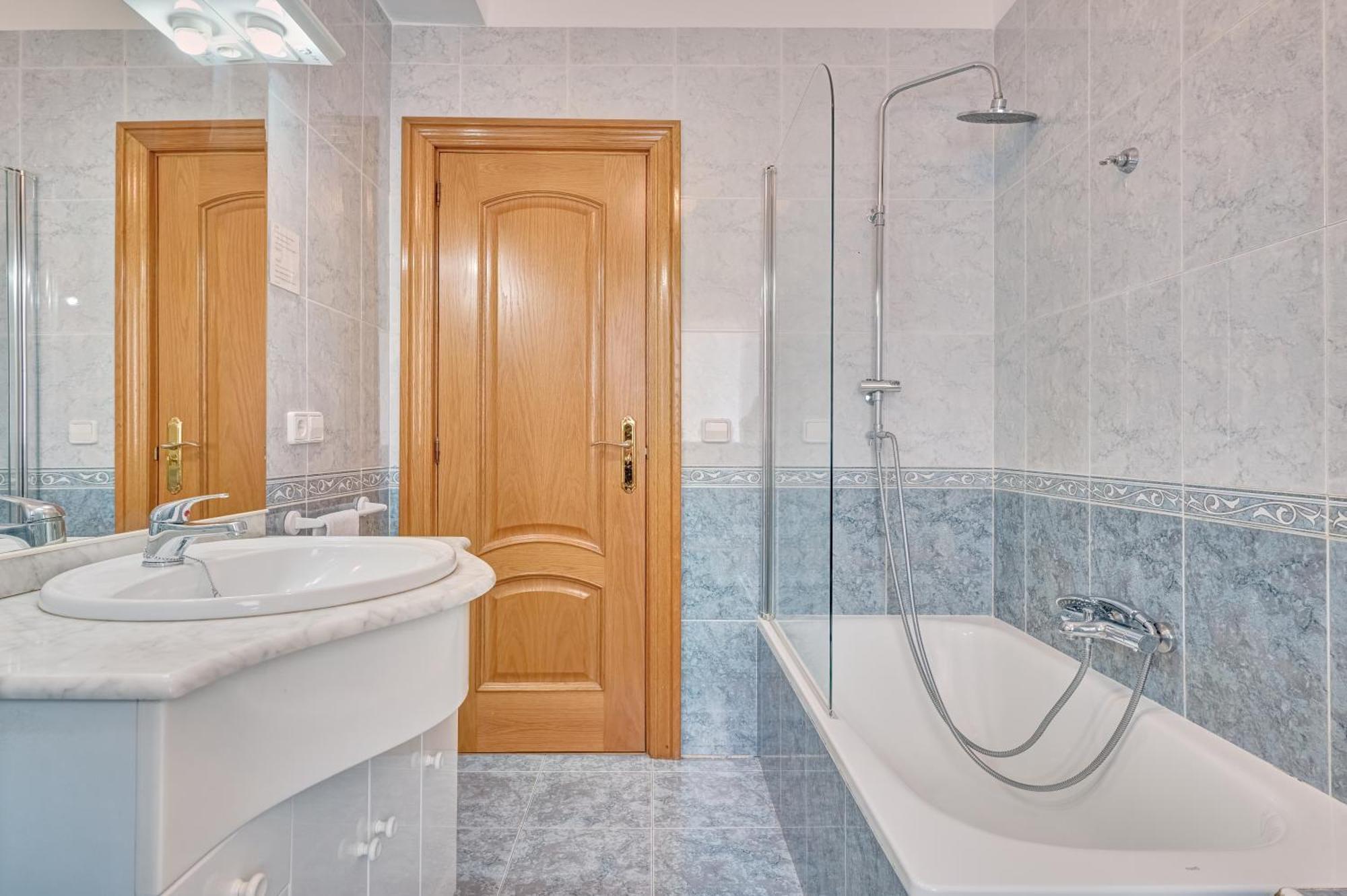 Monasterio By Clabao Appartement Pamplona Buitenkant foto